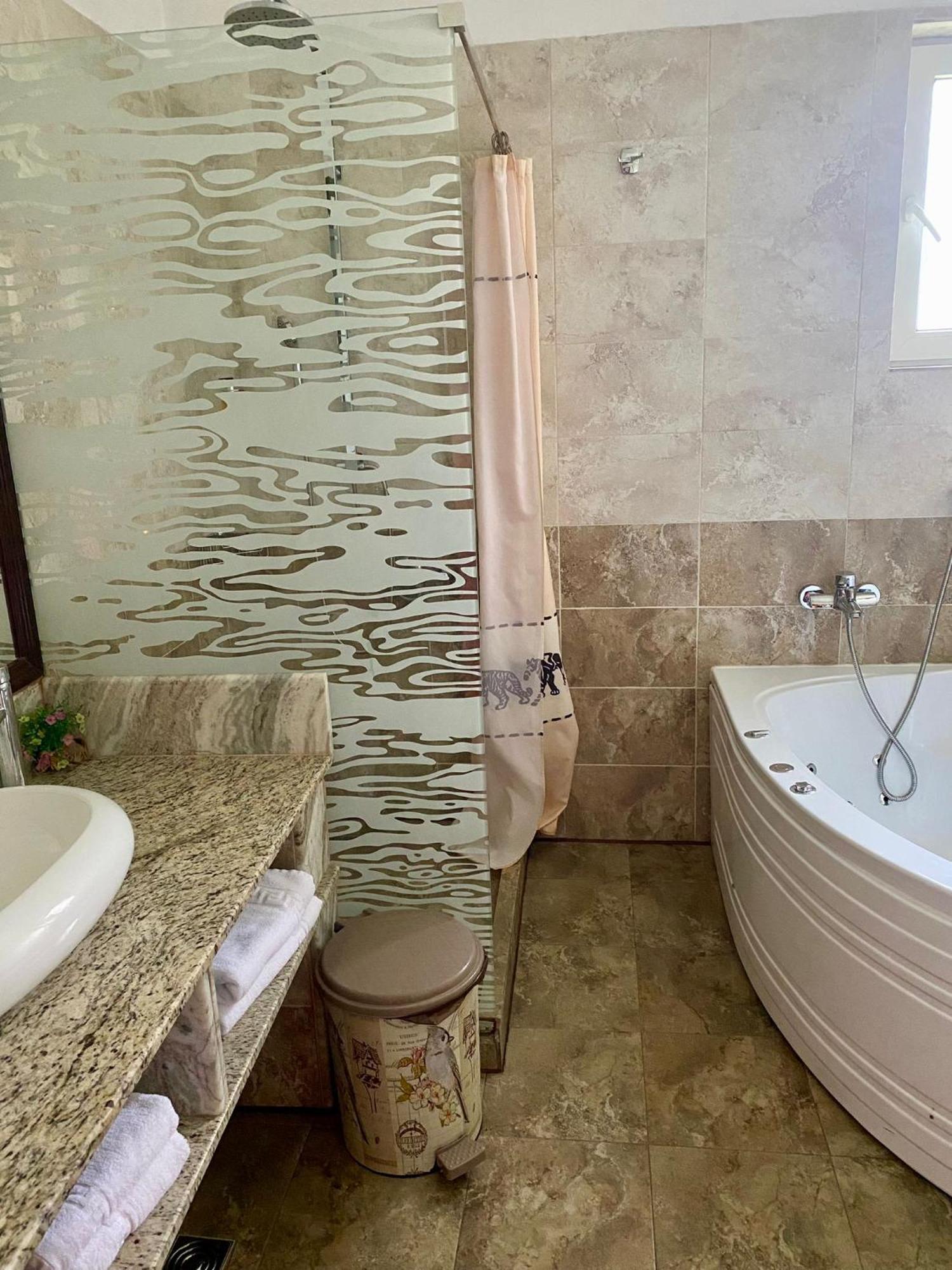 Pensiunea Milexim Cîmpia Turzii Extérieur photo